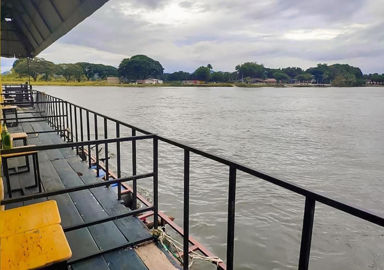 Tara Raft Hotell Kanchanaburi by Eksteriør bilde