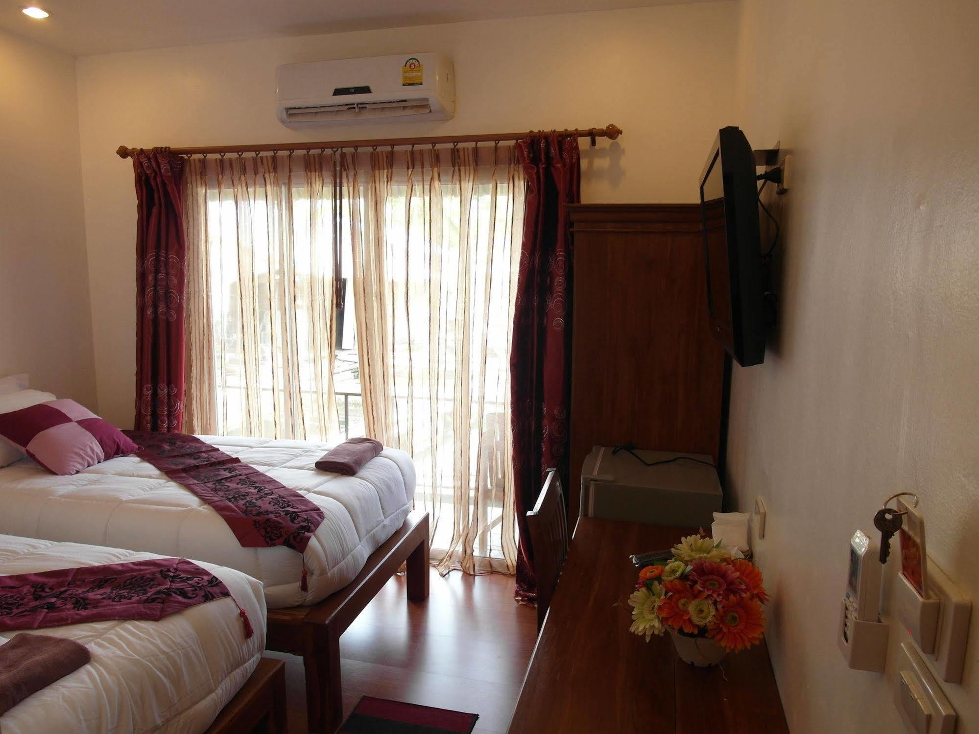 Tara Raft Hotell Kanchanaburi by Eksteriør bilde