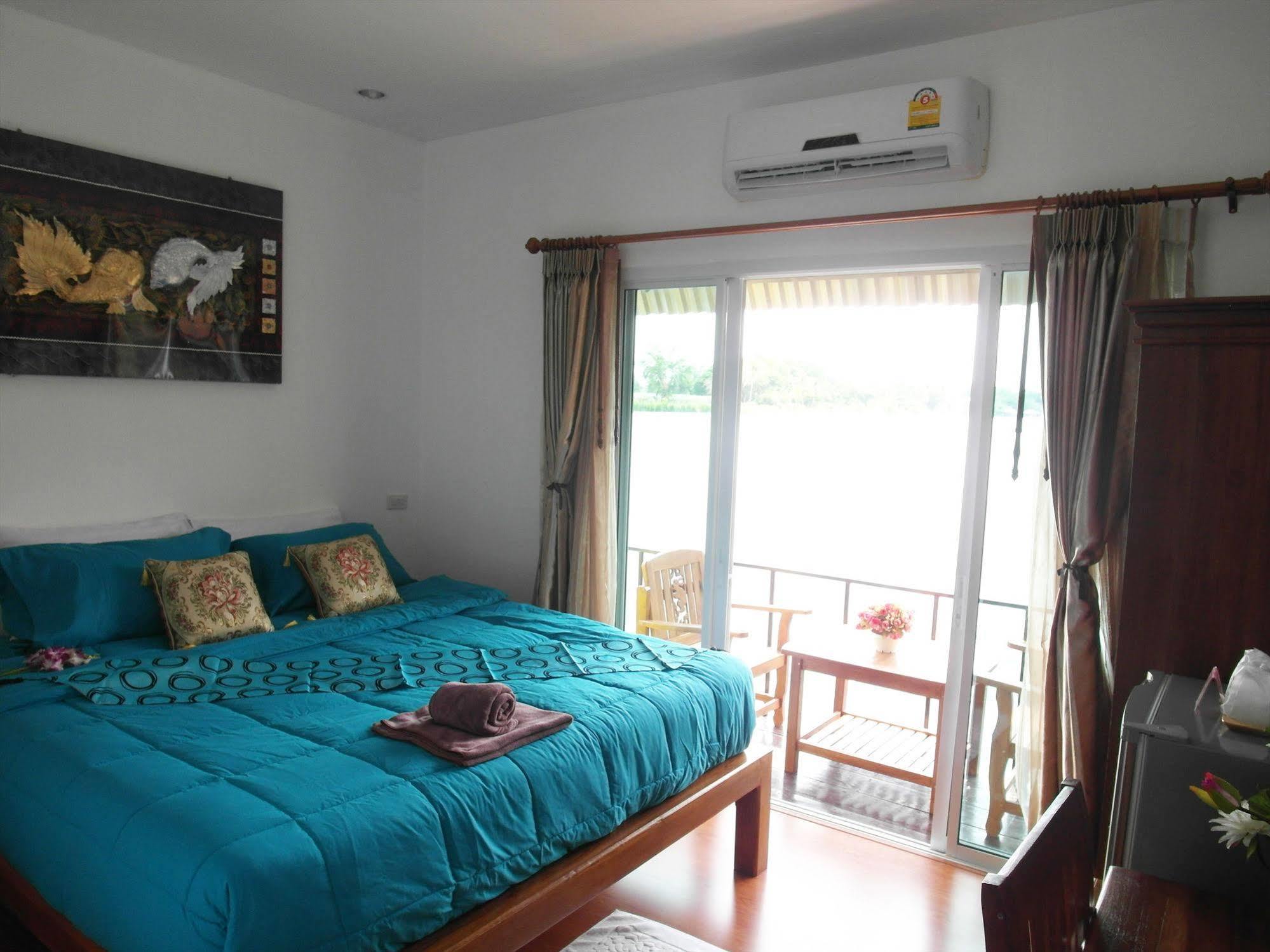 Tara Raft Hotell Kanchanaburi by Eksteriør bilde
