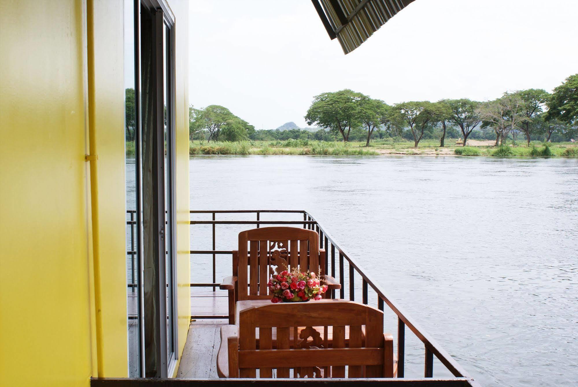 Tara Raft Hotell Kanchanaburi by Eksteriør bilde